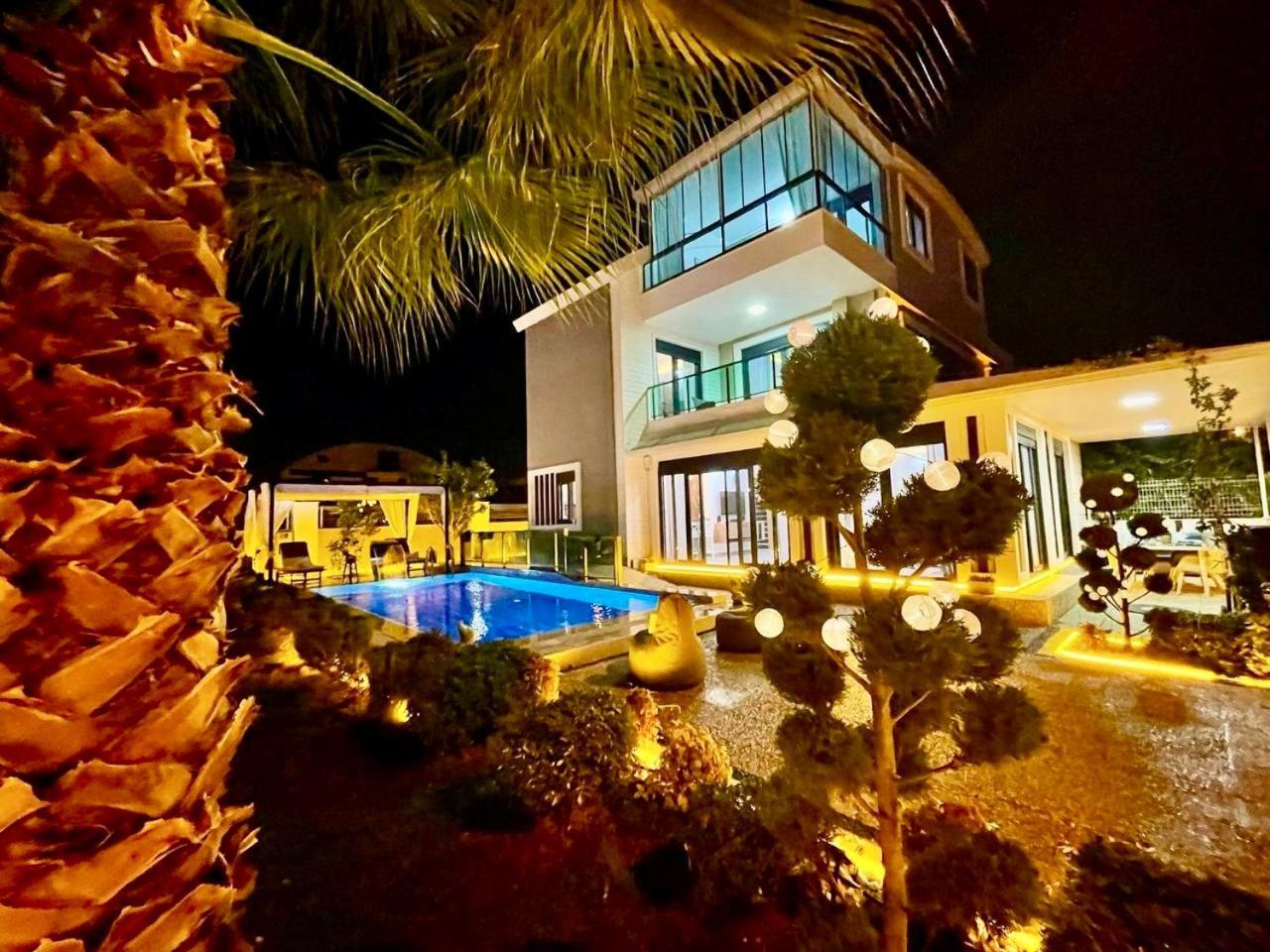 Villa Annabèll1 Havuzlu Jakuzili Triplex Lux villa Belek Extérieur photo